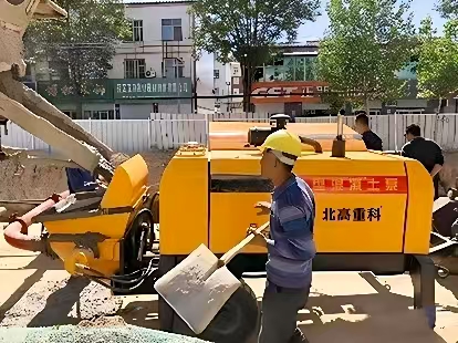 混凝土输送泵断流现象：成因分析与高效解决策略